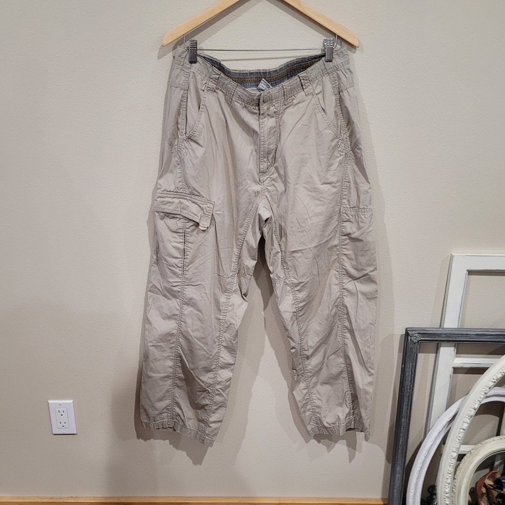 Columbia Hiking cargo pants mens SZ 34 light weight tan casual gorpcore camping